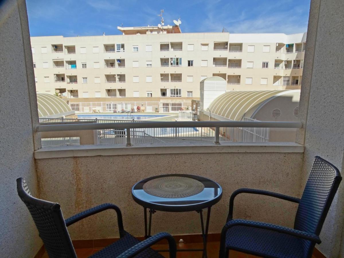 Apartamento Laguna Rosa Torrevieja Exterior photo