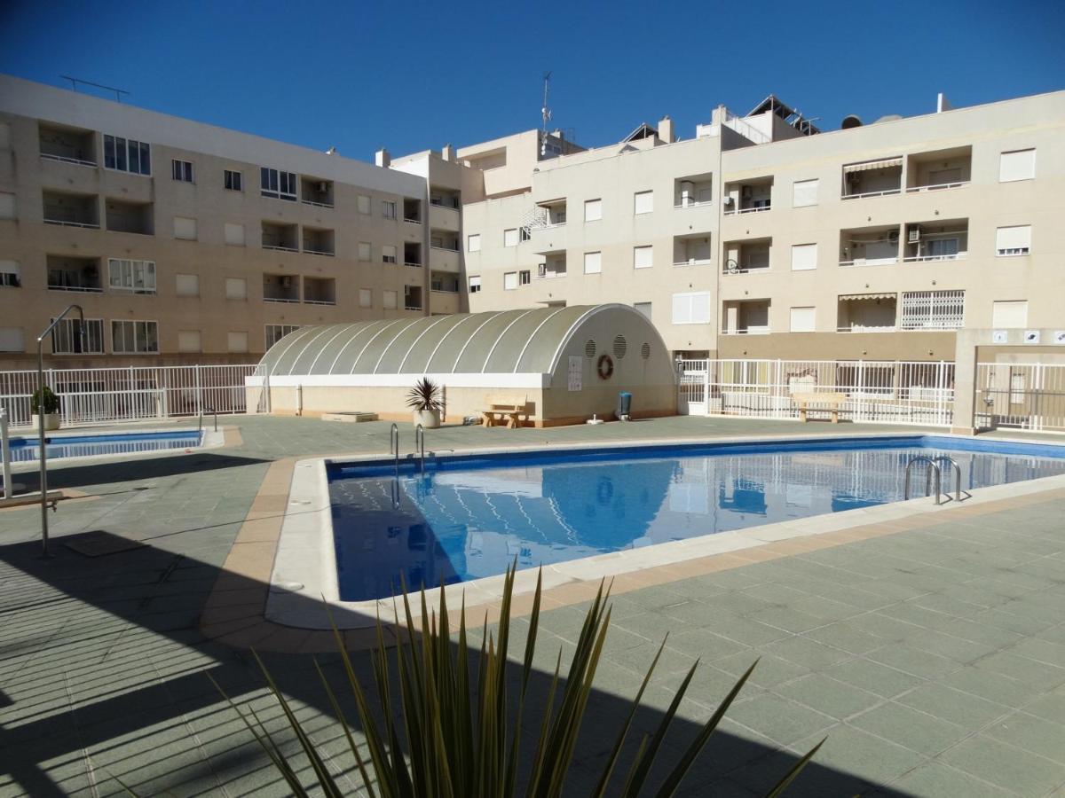 Apartamento Laguna Rosa Torrevieja Exterior photo
