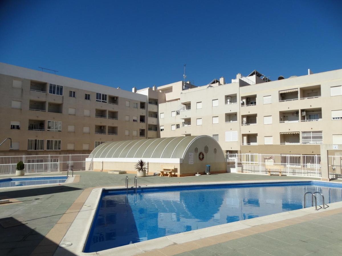 Apartamento Laguna Rosa Torrevieja Exterior photo